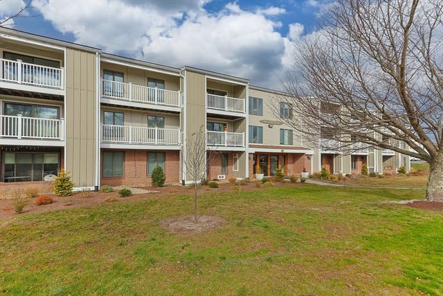 42 Old Colony Way APT 28, Orleans, MA 02653