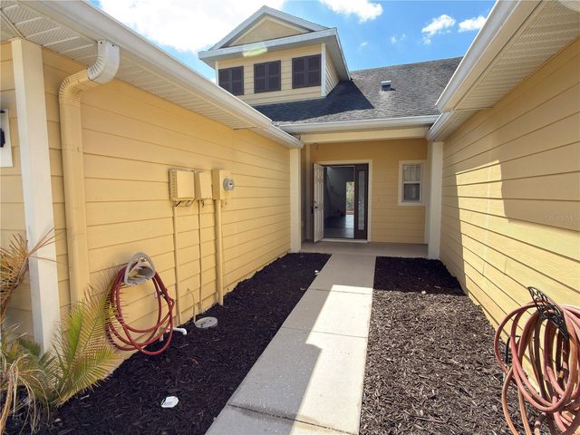 20228 INDIAN ROSEWOOD DRIVE, Tampa, FL 33647