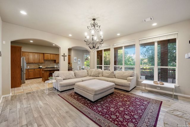 250 Gazelle Leap, San Antonio, TX 78258