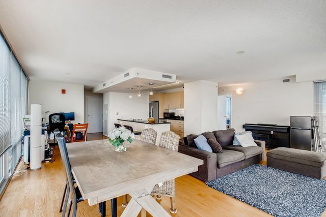 800 ELGIN Road 1421, Evanston, IL 60201