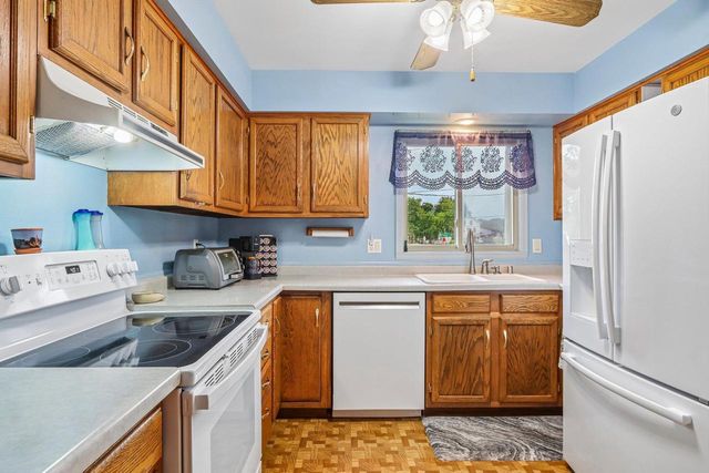 6008 Exchange Street, Mcfarland, WI 53558