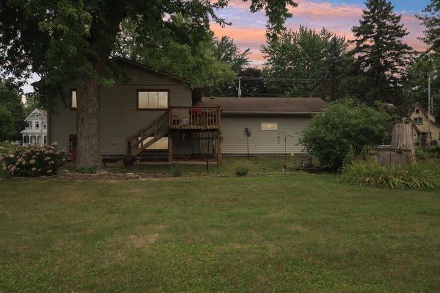 6008 Exchange Street, Mcfarland, WI 53558