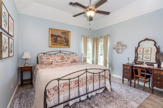 40402 Country Forest Drive, Magnolia, TX 77354