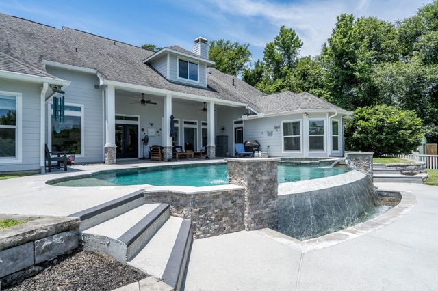 40402 Country Forest Drive, Magnolia, TX 77354