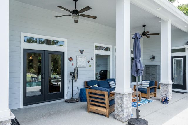 40402 Country Forest Drive, Magnolia, TX 77354