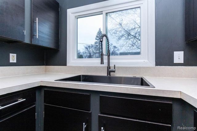 659 Gargantua Avenue, Commerce Twp, MI 48017