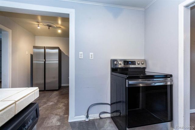 659 Gargantua Avenue, Commerce Twp, MI 48017