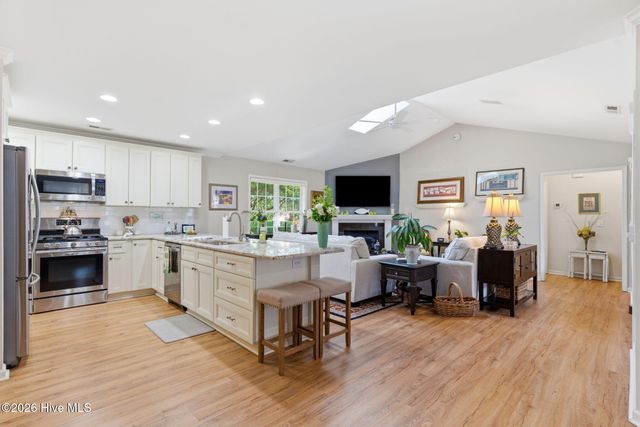4225 Tillson Road, Wilmington, NC 28412