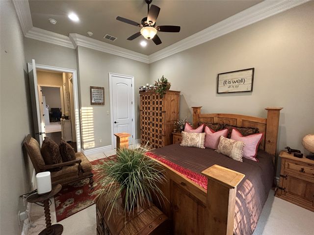 1010 Dumaine Drive, Shreveport, LA 71106