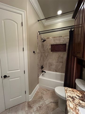 1010 Dumaine Drive, Shreveport, LA 71106