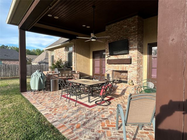 1010 Dumaine Drive, Shreveport, LA 71106