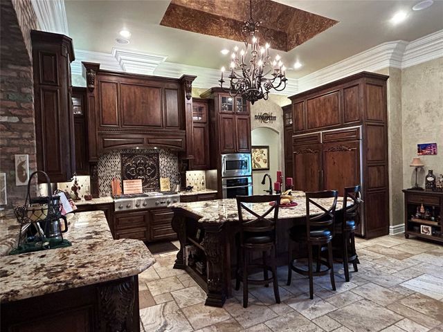 1010 Dumaine Drive, Shreveport, LA 71106