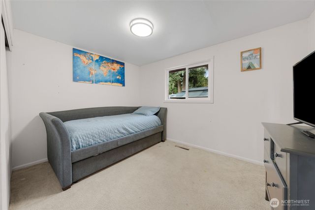 13001 2nd Avenue Ct E, Tacoma, WA 98445