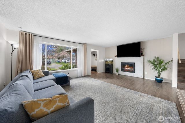 13001 2nd Avenue Ct E, Tacoma, WA 98445