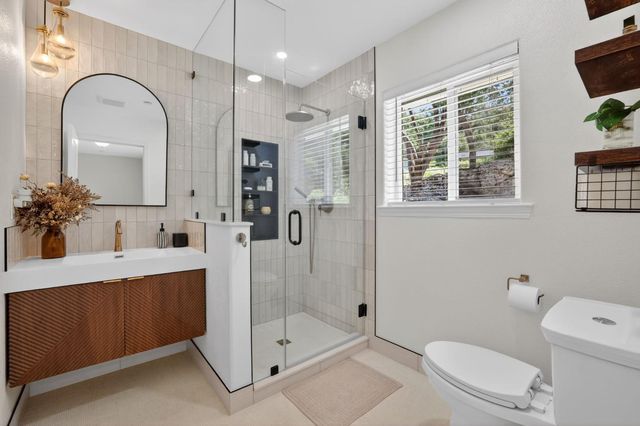4830 Creekside Dr, Shingle Springs, CA 95682