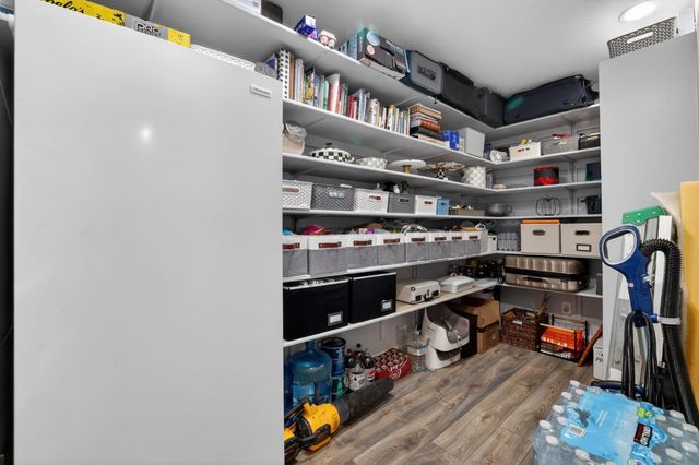 4830 Creekside Dr, Shingle Springs, CA 95682