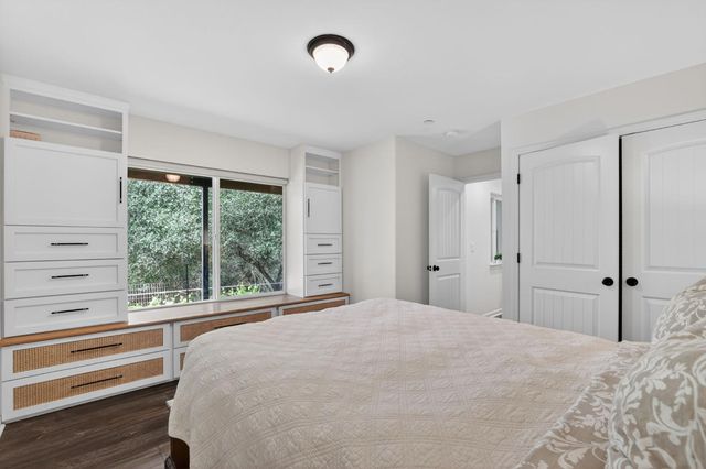 4830 Creekside Dr, Shingle Springs, CA 95682