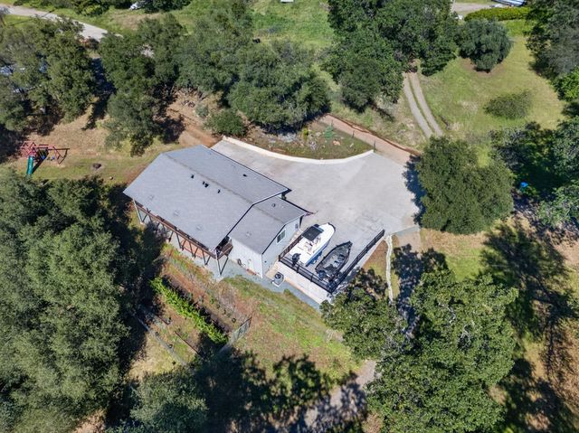 4830 Creekside Dr, Shingle Springs, CA 95682