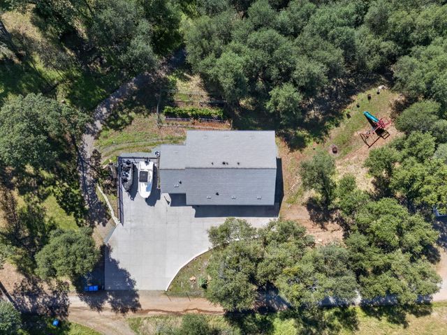 4830 Creekside Dr, Shingle Springs, CA 95682