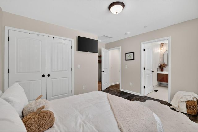 4830 Creekside Dr, Shingle Springs, CA 95682