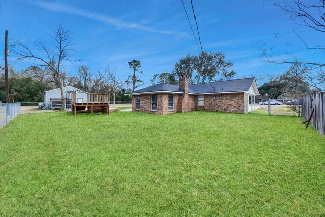 2004 Manor Street, Dayton, TX 77535