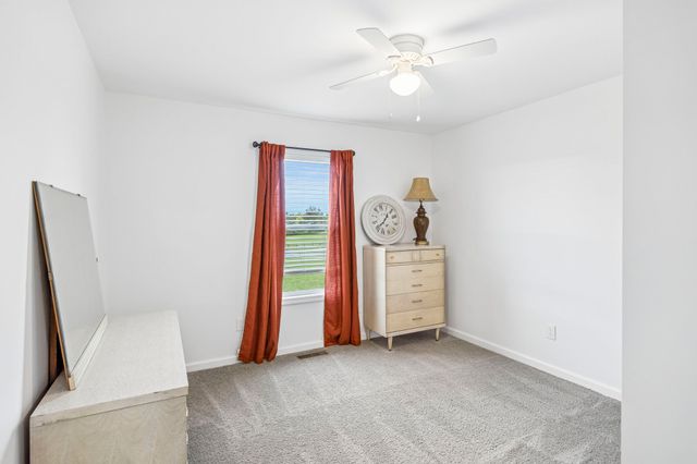 506 N Point Dr, Summertown, TN 38483