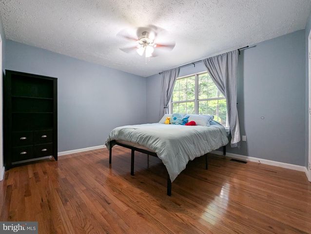 11428 STIRRUP LN, Lusby, MD 20657