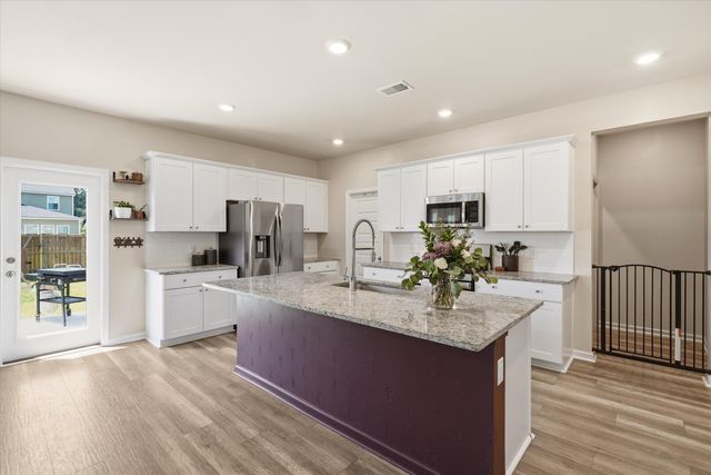 2110 Longhorn Lane, Summerville, SC 29485