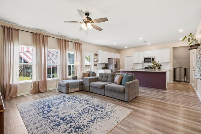 2110 Longhorn Lane, Summerville, SC 29485