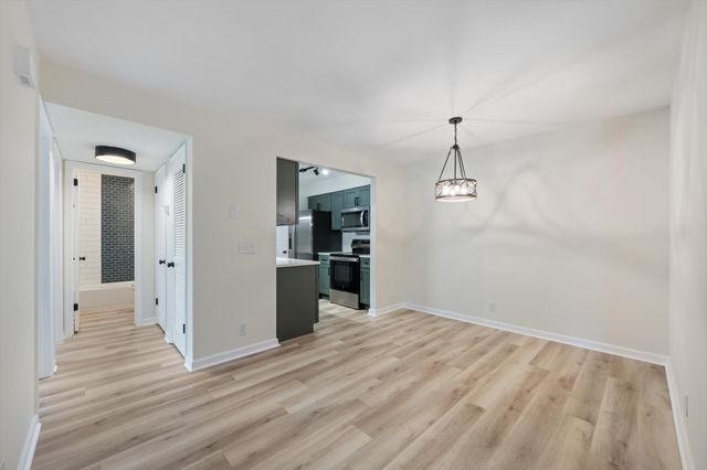 142 Brooke Castle Dr, Hermitage, TN 37076