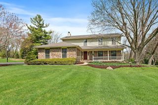 5720 Springs Boulevard, Crystal Lake, IL 60012
