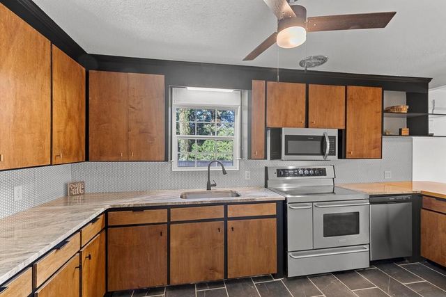 1704 Choctaw Street, Dothan, AL 36303