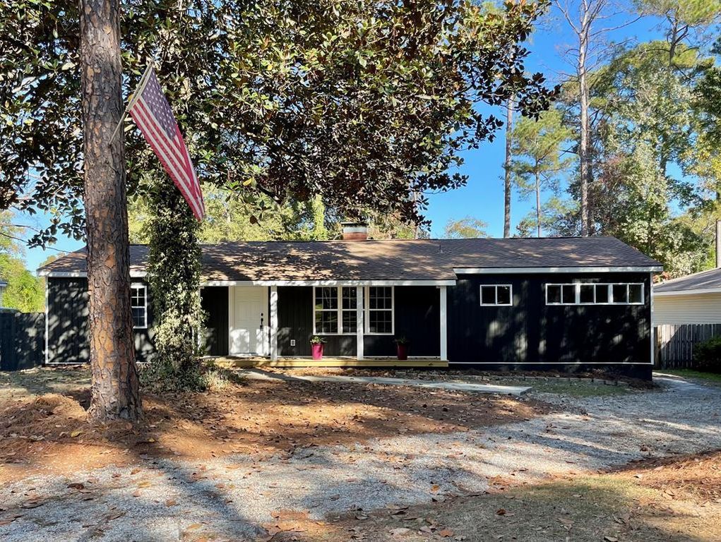 1704 Choctaw Street, Dothan, AL 36303