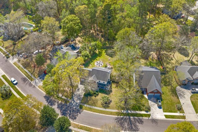 800 Essex Drive, Summerville, SC 29485