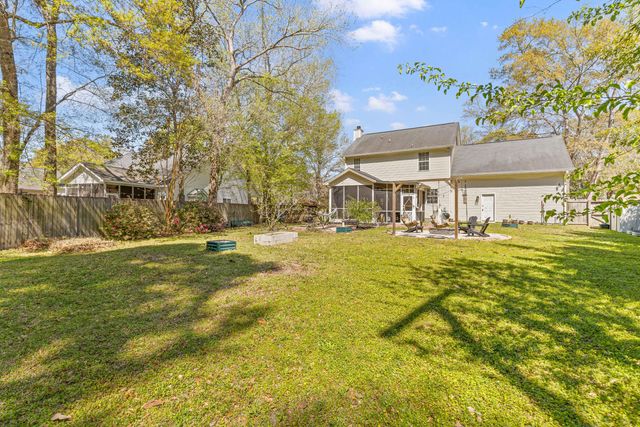 800 Essex Drive, Summerville, SC 29485