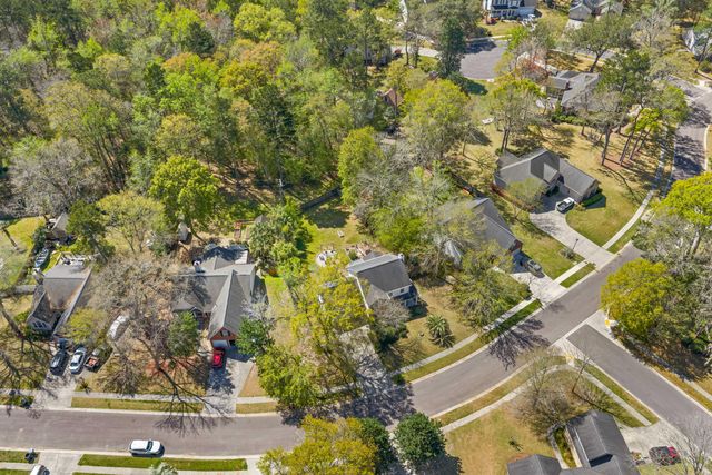 800 Essex Drive, Summerville, SC 29485