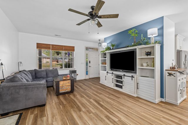 800 Essex Drive, Summerville, SC 29485