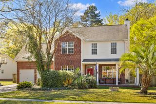 800 Essex Drive, Summerville, SC 29485