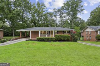 2221 Plantation Drive, East Point, GA 30344