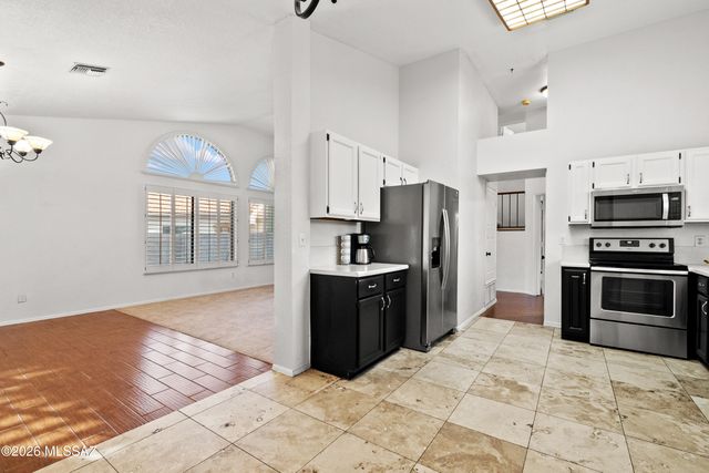 4617 W Lessing Lane, Tucson, AZ 85742
