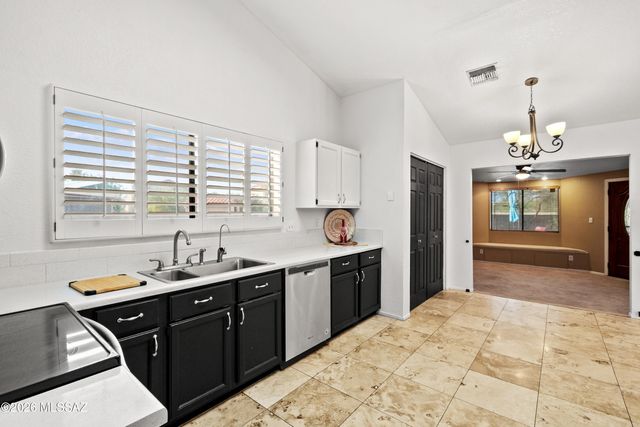 4617 W Lessing Lane, Tucson, AZ 85742