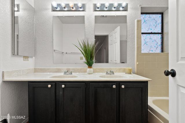 4617 W Lessing Lane, Tucson, AZ 85742