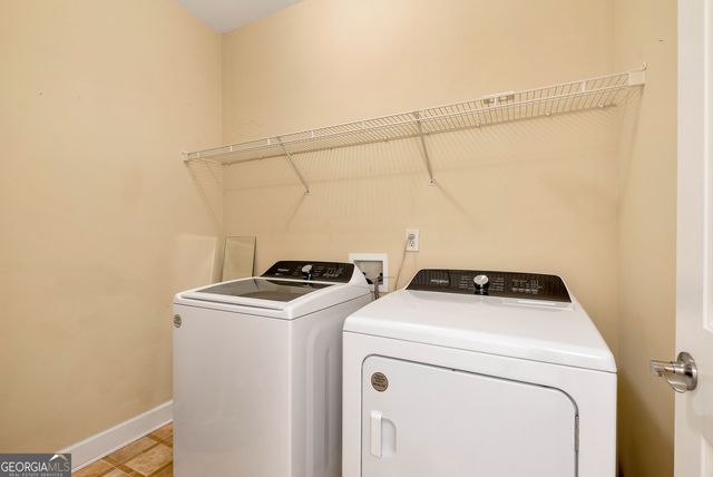 946 Chippewa Oak Drive NE, Dacula, GA 30019