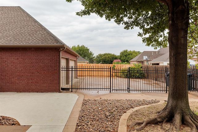 1717 NW 179th Terrace, Edmond, OK 73012