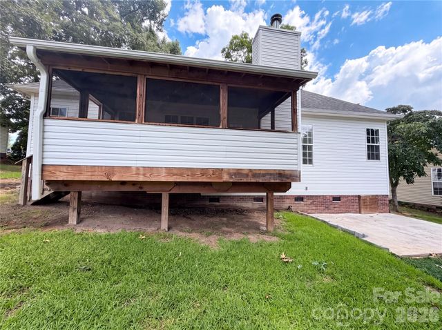 2160 Brantley Creek Drive, Kannapolis, NC 28083