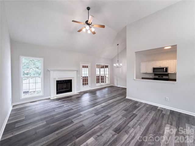 2160 Brantley Creek Drive, Kannapolis, NC 28083