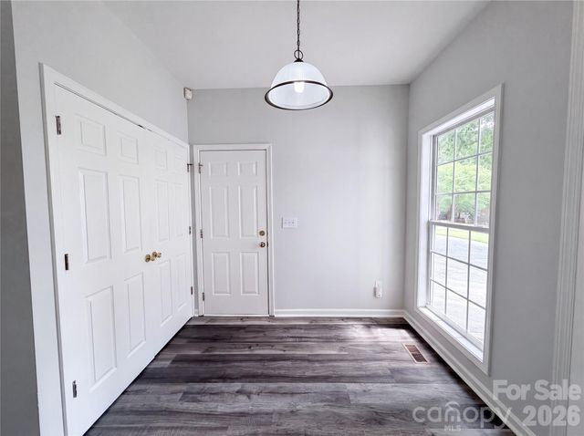 2160 Brantley Creek Drive, Kannapolis, NC 28083