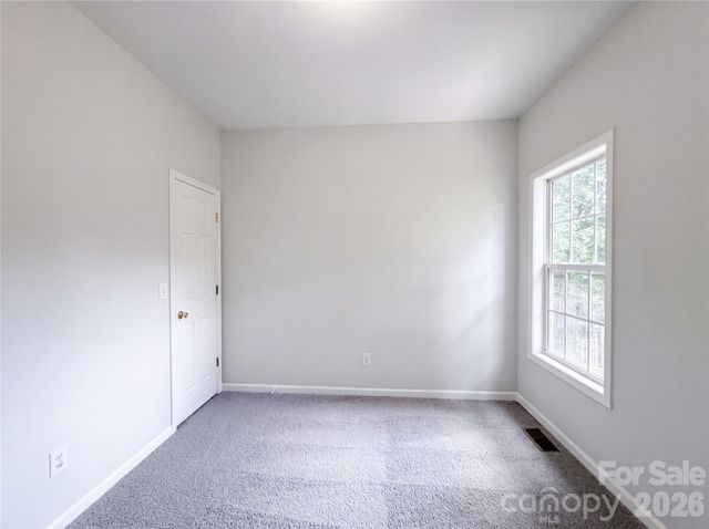 2160 Brantley Creek Drive, Kannapolis, NC 28083