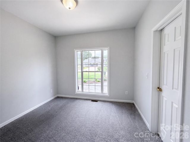 2160 Brantley Creek Drive, Kannapolis, NC 28083