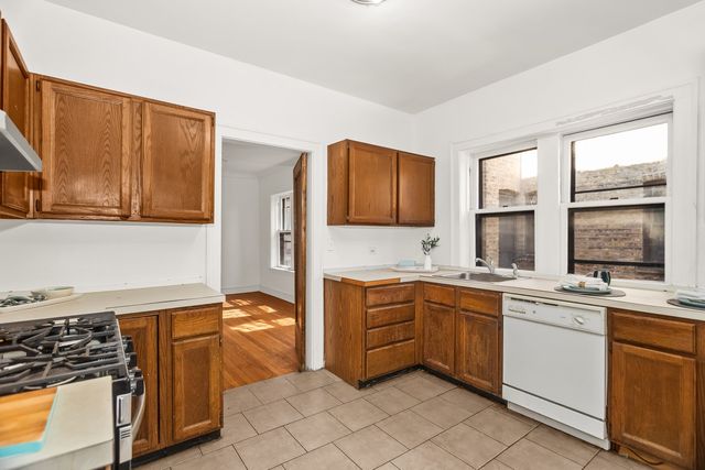 439 Ridge Avenue 2, Evanston, IL 60202